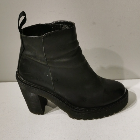 Dr.Martens Magdalena Women's Leather Heeled Chelsea Boots - Picture 6 of 12